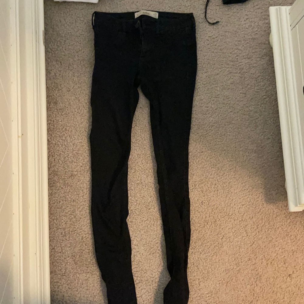 Black skinny hollister jeans